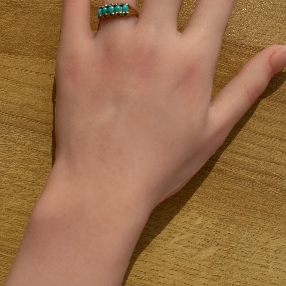 Sweet Antique 9ct Yellow Gold 5-Stone Turquoise Ring – Size 6 – Hallmarked 375 - Picture 9 of 11